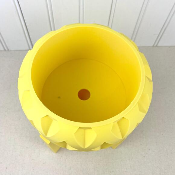 Geometric Indoor Planter Pot, Welen Planter Pot, Indoor Flower Pot, Bold Modern - Picture 4 of 10